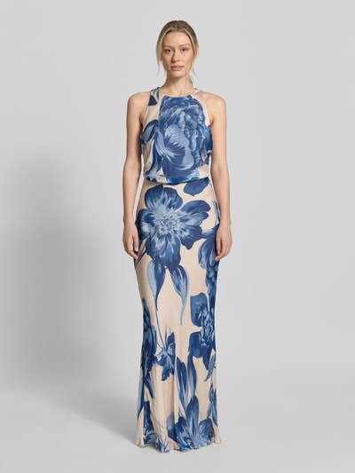 Vrouwenmodel draagt avondjurk met satijnlook in design van zeemeermin, maxi-jurk, ronde hals, plooien, druppelvormige hals, ruglengte maat S 161 cm, borstwijdte maat S 47 cm van Rinascimento. Ganzkörperansicht van voren.