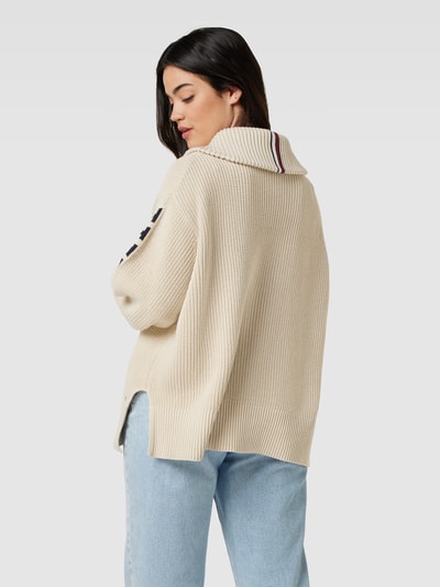 Tommy Hilfiger Curve Strickpullover mit kurzem Reißverschluss Modell 'PLACED' Beige 5