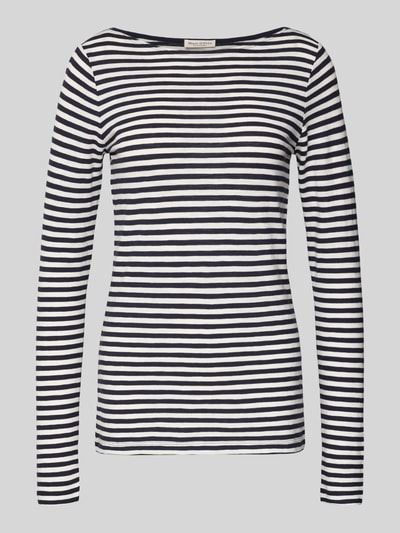 Produktfoto, Longsleeve uit biologische katoen van MARC O'POLO, wit met navy strepen, getailleerde pasvorm, ronde hals, gladde textuur.