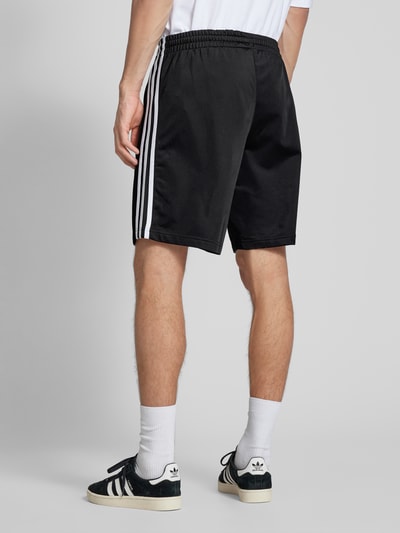adidas Originals Regular fit korte trainingsbroek met labelstitching, model 'FBIRD' Zwart - 5
