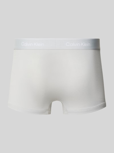 Produktfoto, Pant & Trunk aus reiner Baumwolle im 5er-Pack Modell 'LOW RISE TRUNK' von Calvin Klein Underwear in Weiß mit glatter Textur.