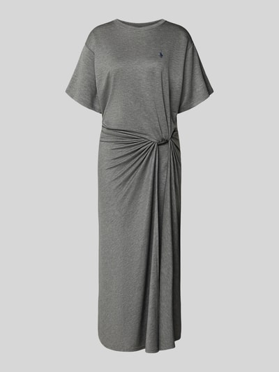 Produktfoto, Körpernahes Freizeitkleid aus Lyocell-Mix von Polo Ralph Lauren in Melange-Optik, Passform körpernah, Midi-Länge, Rundhals-Ausschnitt, Logo-Stitching, Ärmelform Kurzarm, Materialverarbeitung Jersey, Material Lyocell-Mix.