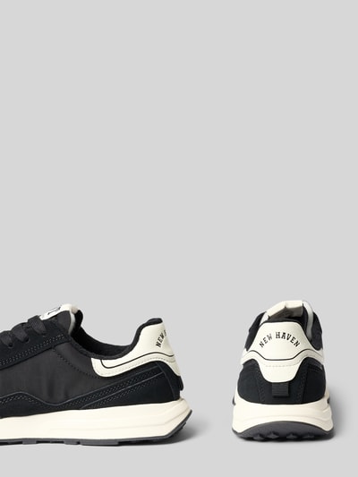 Produktfoto, Sneaker aus Leder-Textil-Mix Modell 'Youtron' von Gant in Schwarz mit Abgerundete-Spitze, Schnürung, weiße Sohle, Herren, Absatzhöhe 3 cm, Schafthöhe 8 cm, Schaftweite 11 cm, freundliche Textil-Oberfläche, neutraler Hintergrund