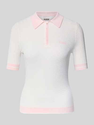 Produktfoto, Slim Fit Poloshirt aus Viskose-Mix Modell 'GABRY' von Guess Activewear, biały z różowymi akcentami, krój slim fit, zamek, długość pleców w rozmiarze S: 52 cm, delikatna faktura siateczki