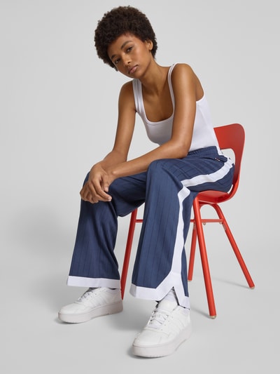 FILA Straight Leg Trackpants mit Logo-Badge Modell 'LORCE' Dunkelblau 3