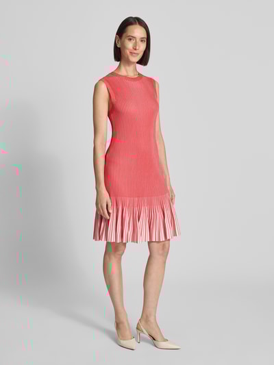 Ted Baker Knielanges Kleid mit Rundhalsausschnitt Hellrot 1