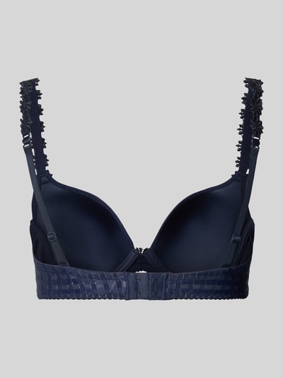 Produktfoto, biustonosz z kwiatowymi aplikacjami model 'AVERO' od Marie Jo, elastyczna mieszanka materiałów, krój dopasowany, regulowane ramiączka, efektowna przędza, zapięcie na haftkę z tyłu