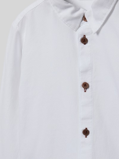 Produktfoto, Regular Fit Freizeithemd aus reiner Baumwolle von s.Oliver RED LABEL in Weiß, Jacquardstoff, braune Knöpfe, einreihige Knopfleiste