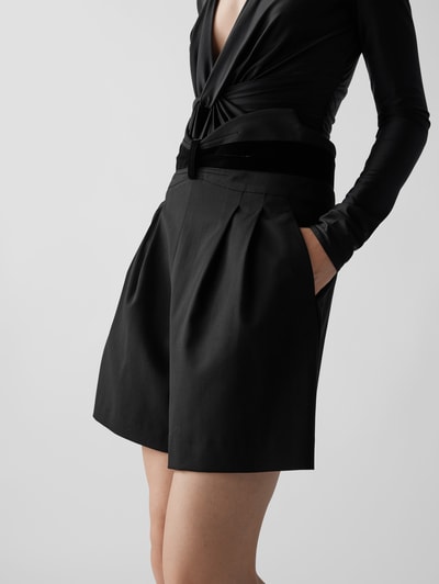 RED Valentino Bermudas mit Bundfalten Schwarz 6
