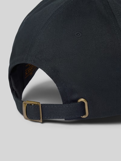 Produktfoto, czarna czapka Cap mit verstellbarem Riegel Modell 'Low Profile Cotton Twill' od Flex Fit, bawełna, zapięcie na metalową sprzączkę, wyraźna tekstura tkaniny