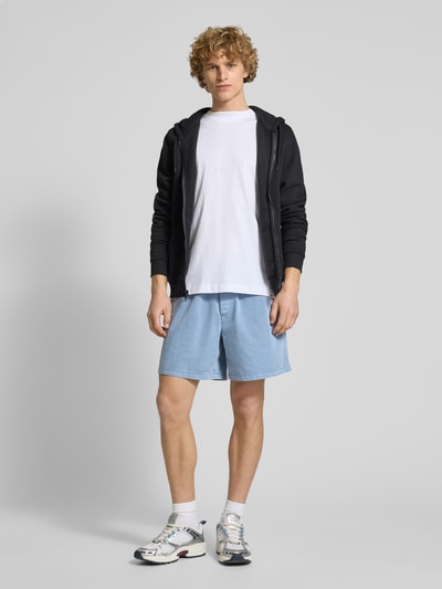 Tommy Jeans Loose Fit Jeansshorts aus Baumwoll-Twill Rauchblau 1