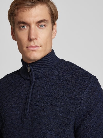 s.Oliver RED LABEL Regular Fit Pullover aus reiner Baumwolle mit Strukturmuster Dunkelblau 3