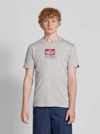 Alpha Industries T-shirt z nadrukiem z logo i okrągłym dekoltem Jasnoszary 4