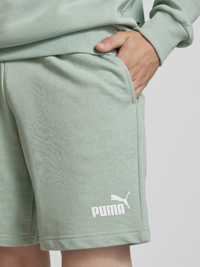 PUMA PERFORMANCE Szorty z dzianiny dresowej o kroju regular fit z nadrukiem z logo Limonkowy 3