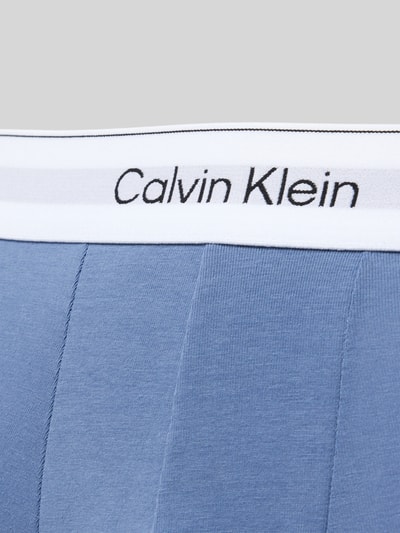 Produktfoto, Trunks mit elastischem Bund im 3er-Pack von Calvin Klein Underwear aus Baumwoll-Elasthan-Mix in Hellblau, glatte Struktur