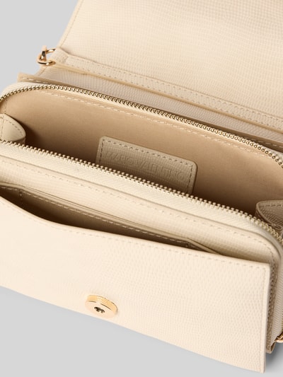 VALENTINO BAGS Handtasche mit Label-Applikation Modell 'EMBER' Ecru 4