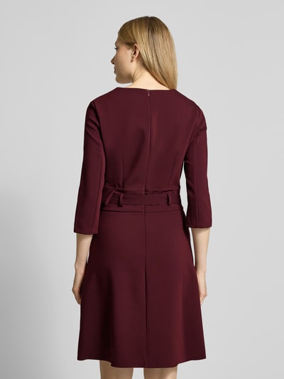 Rinascimento Knielanges Cocktailkleid mit V-Ausschnitt Bordeaux 5