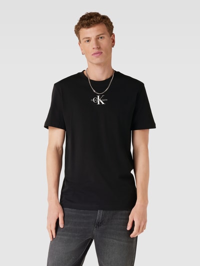 Calvin Klein Jeans Regular Fit T-Shirt mit Label-Detail Black 4