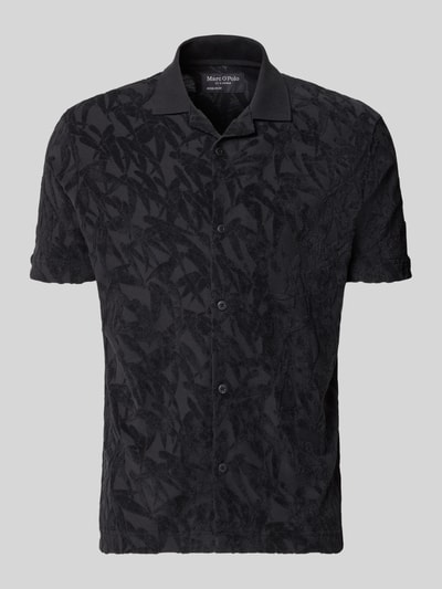 Produktfoto, Regular Fit Freizeithemd aus reiner Baumwolle von Marc O'Polo in Schwarz, Jacquardstruktur, Allover-Muster, Resortkragen, kurzarm.
