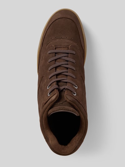 Productfoto, Sneaker uit echt leer Model 'ARENA' van LLOYD in bruin met afgeronde model, structuurzool, hakhoogte maat 44: 3 cm, schachthoogte 9 cm, schachtbreedte 10 cm, vetersluiting.