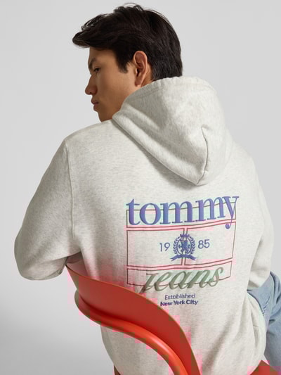 Tommy Jeans Regular fit hoodie van katoenmix Lichtgrijs gemêleerd - 3