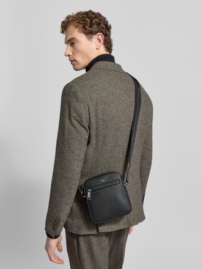 BOSS Torba na długim pasku z detalem z logo model ‘Ray’ Czarny 1