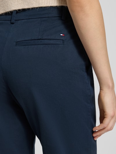 Tommy Hilfiger Chinosy o kroju slim fit z mieszanki bawełny Granatowy 3