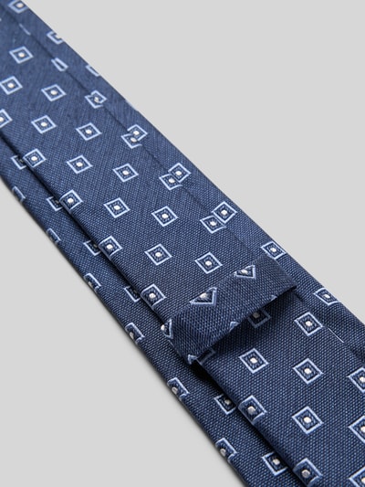 Produktfoto, Seidenkrawatte aus reiner Seide mit Logo-Patch (7,5cm) von Gierremilano, dunkelblauer Grund mit Allover-Stitching, feine Struktur