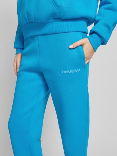 Review Regular Fit Jogpants mit Baumwolle Aqua 3