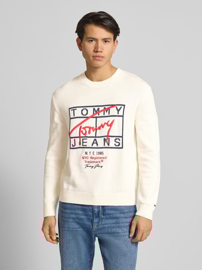 Tommy Jeans Sweter z dzianiny o kroju regular fit z czystej bawełny Złamany biały 4