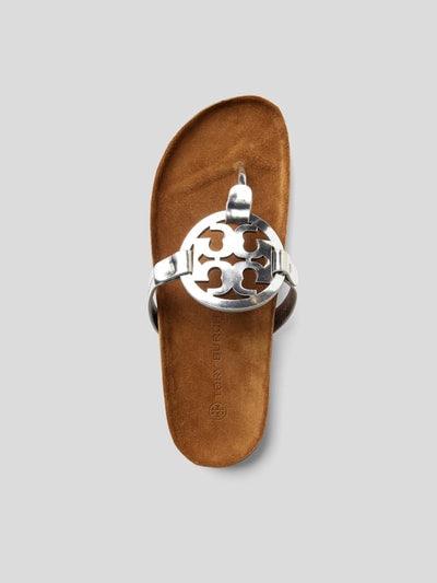 Tory Burch Zehentrenner mit Brand-Detail Silber 4