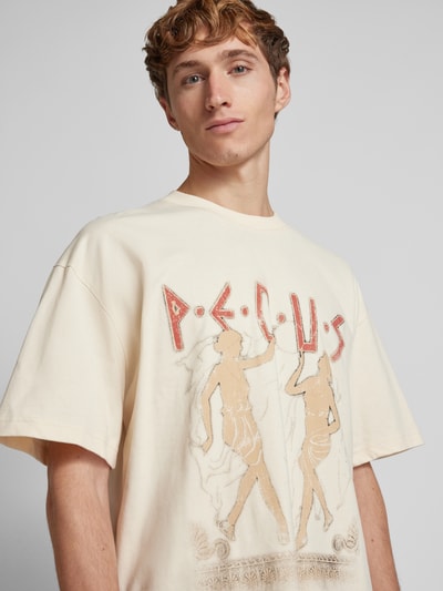 PEQUS T-shirt met label- en motiefprint, model 'Ancient Love Story' Zand - 3