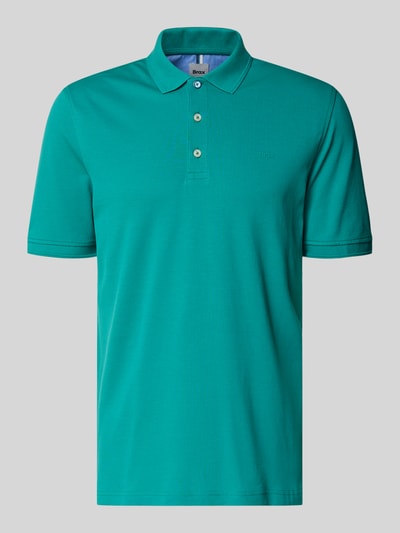 Produktfoto, Slim Fit Poloshirt aus Baumwoll-Mix Modell 'Pete' von Brax, krój slim fit, mieszanka bawełny, kołnierzyk polo, długość tyłu w rozmiarze M: 71 cm, zielony, gładka struktura