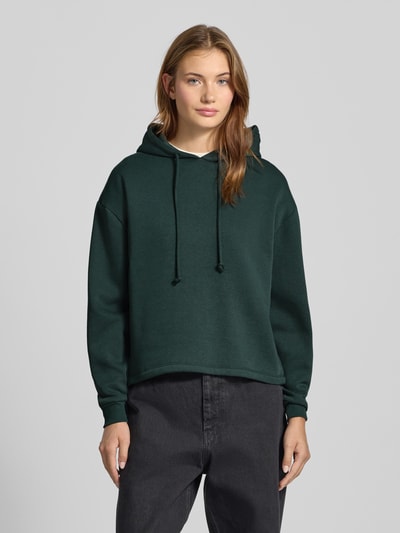 Pieces Bluza z kapturem o kroju regular fit z mieszanki bawełny model ‘CHILLI’ Ciemnozielony 4