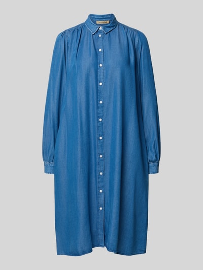 Produktfoto, Knielanges Hemdblusenkleid in Denim-Optik von Smith & Soul, reines Lyocell, prosty krój, długość do kolan, kołnierzyk koszulowy, listwa guzikowa, długość tyłu w rozmiarze S 104 cm, szerokość w rozmiarze S 49 cm, długość rękawów w rozmiarze S 65 cm, tkanina stylizowana na denim, kolor niebieski, gładka tekstura