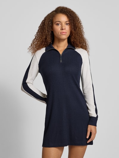 Calvin Klein Jeans Minikleid mit Viskose-Anteil und Troyer-Kragen Modell 'FALL' Marine 4
