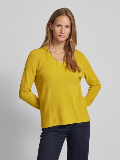 Christian Berg Woman Gebreide pullover met afgeronde V-hals Mosterdgeel - 4