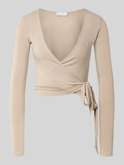 Produktfoto, cardigan in wikkellook Model 'Luca' van OH APRIL, mix van modal en elastaan, slim fit, v-hals, ruglengte maat S 46 cm