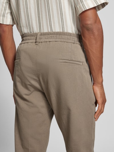 Drykorn Regular fit chino met paspelzakken, model 'CHASY 10' Beige - 3