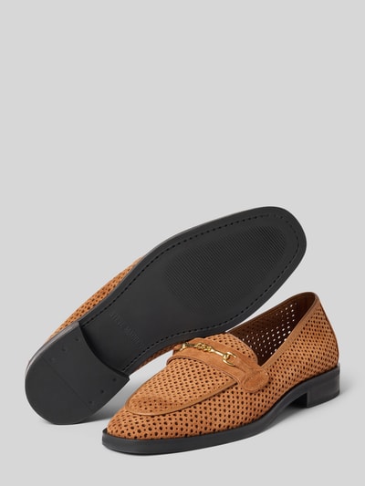 Produktfoto, Loafers aus Leder Modell 'Nafisa' von Steve Madden, skóra naturalna, brązowy, zaokrąglony nosek, wysokość obcasa 2 cm, wysokość cholewki 7 cm, szerokość w rozmiarze 40: 13 cm, ażurowa faktura