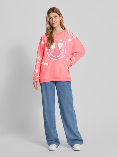 miss goodlife Oversized sweatshirt met siersteentjes Neon roze - 1