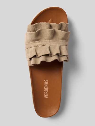 Produktfoto, Slipper aus echtem Leder Modell 'Rocio' von Verbenas in Beige mit Rüschenbesatz, abgerundete Passform, profilierte Sohle, offene Ferse, Absatzhöhe bei Größe 40: 3 cm