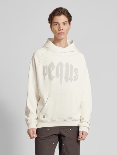 PEQUS Hoodie mit Label-Print Modell 'Mythic' Offwhite 4