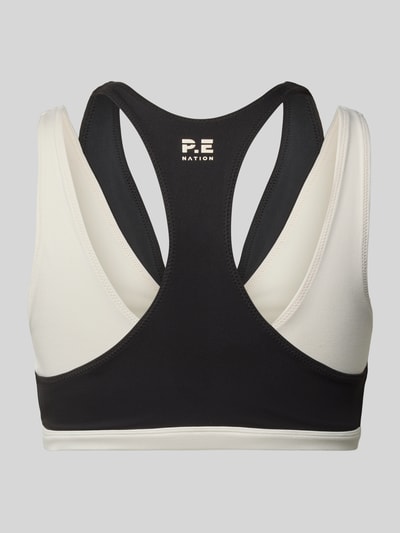 Produktfoto, Racerback-Bustier mit V-Ausschnitt Modell 'ACTIVE' von P.E Nation, mieszanka materiałów z dodatkiem streczu, dopasowany krój, logo, czarno-biała kolorystyka, gładka tekstura
