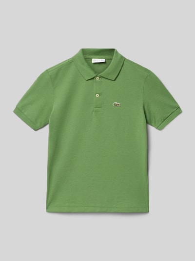Produktfoto, Regular Fit Poloshirt aus reiner Baumwolle von Lacoste in Grün, Optik: Unifarben, Logo-Patch, Polokragen, Knopfleiste, Kurzarm, Ärmelabschluss und Rumpfabschluss gerippt, Materialverarbeitung: Piqué, Material: reine Baumwolle.