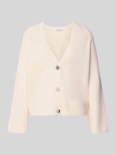Produktfoto, Strickjacke aus Viskose-Mix mit V-Ausschnitt von comma, cremefarben, Relaxed Fit, glatte Textur, Knopfleiste, Vorderansicht.