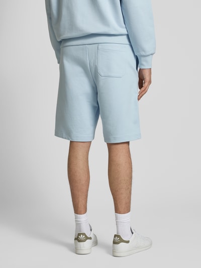 Hugo Blue Regular Fit Sweatshorts mit Label-Badge Modell 'Nasensio' Hellblau 5