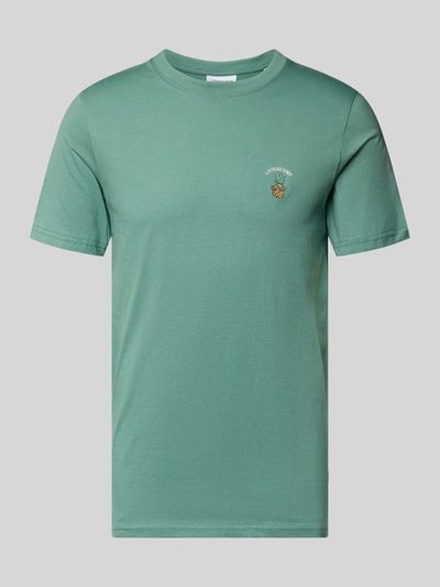 Produktfoto, T-Shirt mit Stitching und Rundhalsausschnitt von Lindbergh, Herren T-Shirt aus Reine Baumwolle, Slim-Fit, grün, Rückenlänge 71 cm bei Größe M