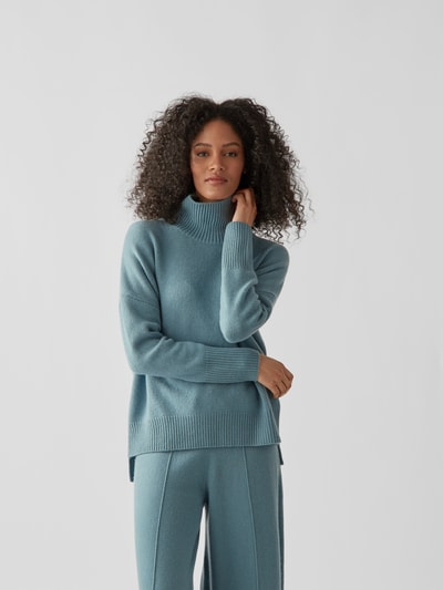 Lisa Yang Pullover mit Rollkragen Ozean Blau 4