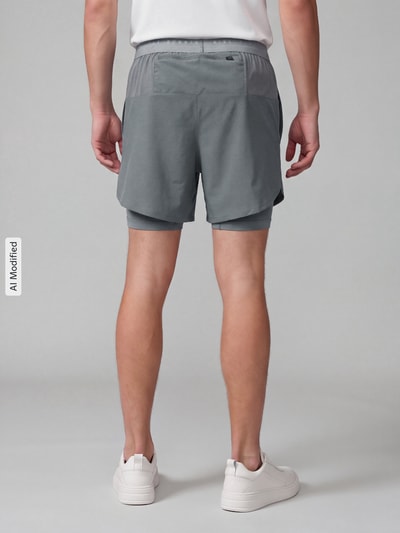 Nike Training szorty sportowe o kroju regular fit z technologią dri-fit model 'STRIDE 5IN HYBRID' Średnioszary 5